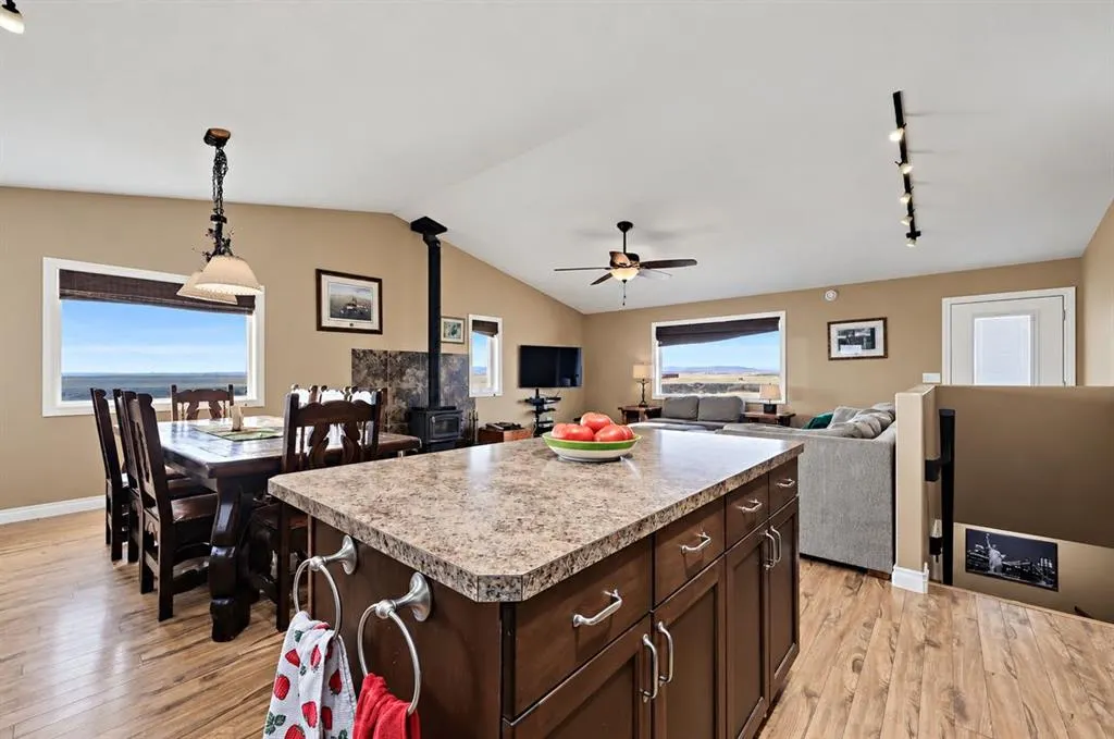 280011 Township 162