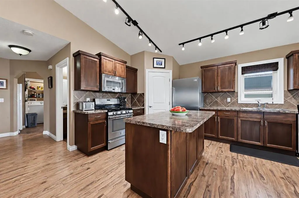 280011 Township 162