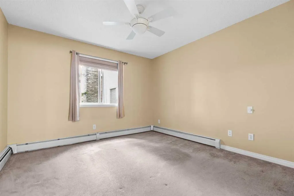 20 Country Hills View NW #201