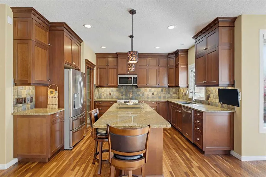 222 Elgin Estates Park SE