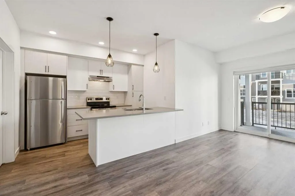 24 Rivercrest Drive #903