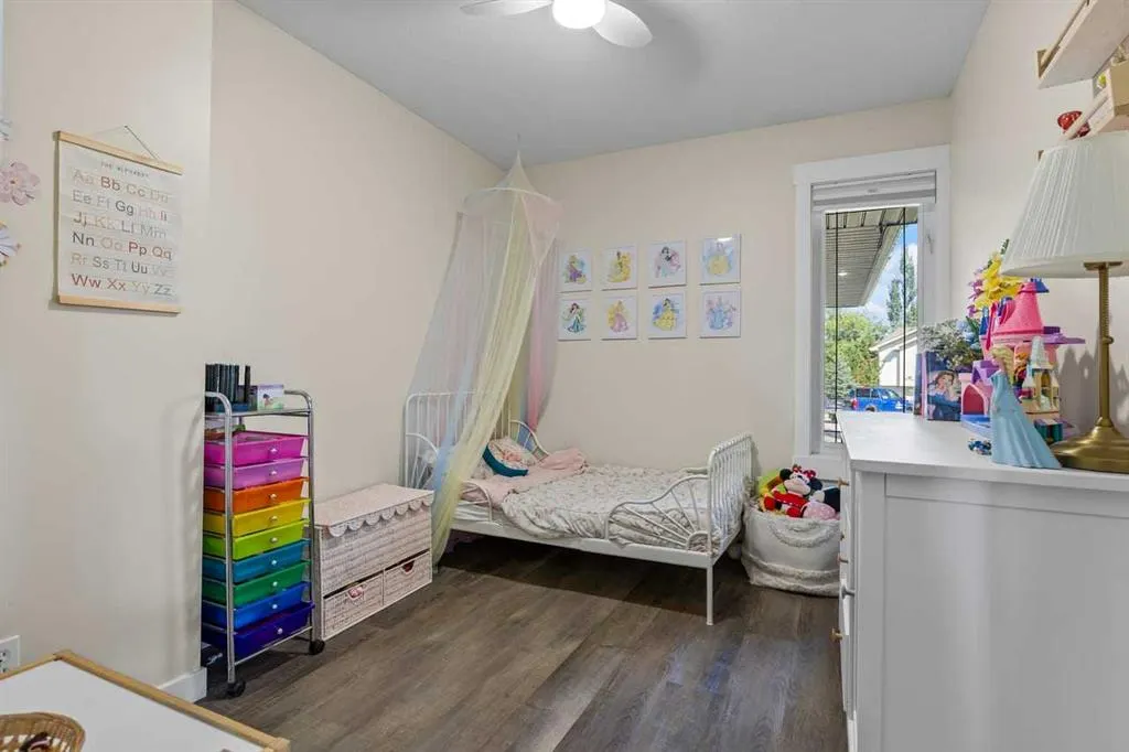 6 Strathford Place