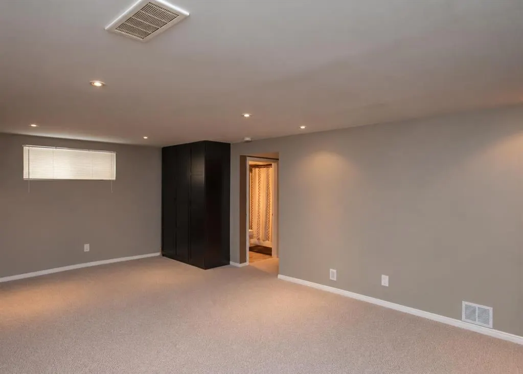 165 Covehaven Gardens NE