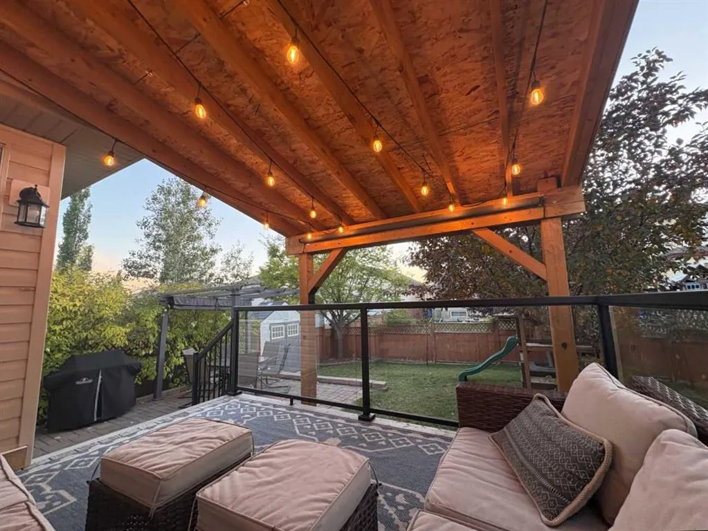 165 Covehaven Gardens NE