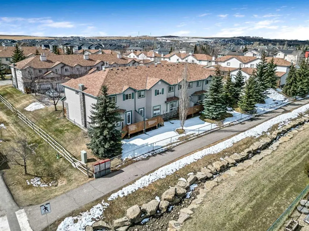 156 Canoe Drive SW #27