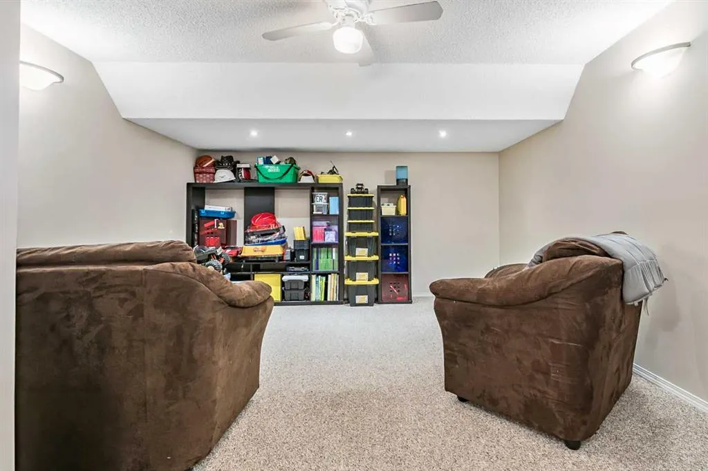 156 Canoe Drive SW #27