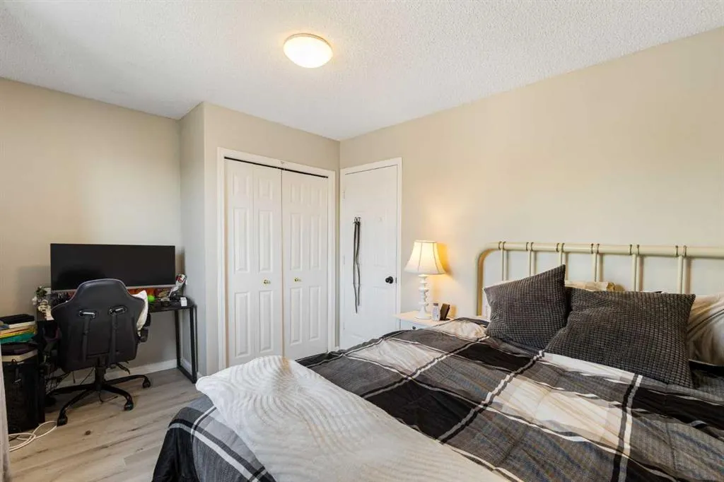 151 Citadel Close NW
