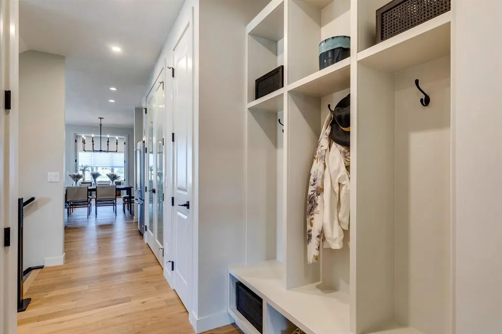 408 Legacy Circle SE