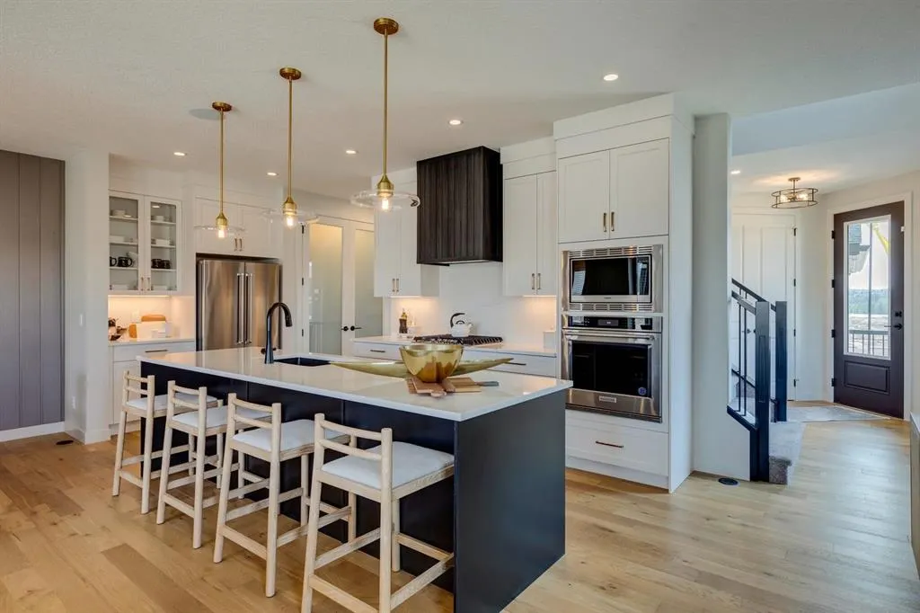 408 Legacy Circle SE
