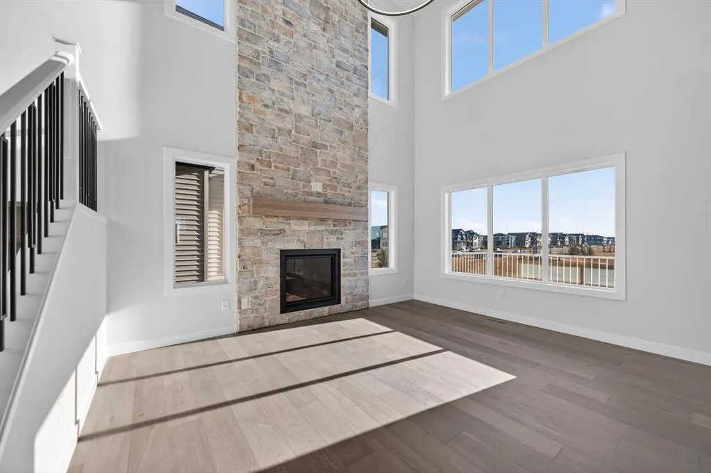 709 Dawson Common