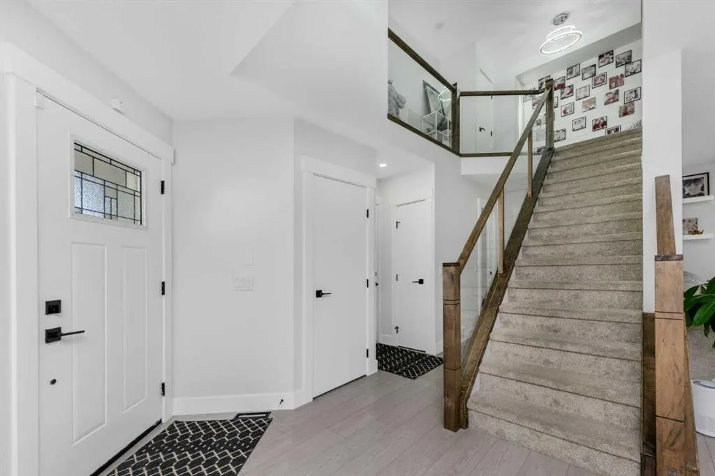 835 Coventry Drive NE