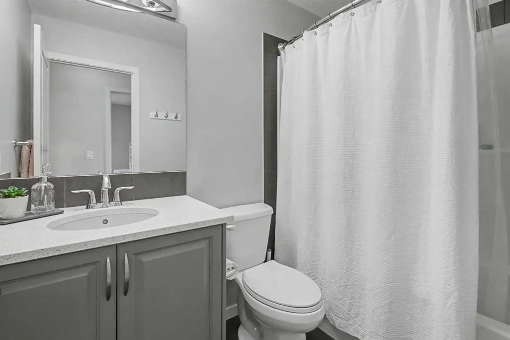 70 Auburn Springs Park SE