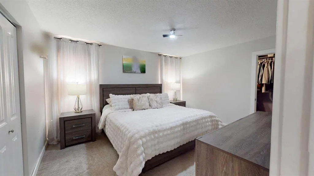 672062 Hwy 855