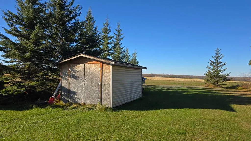 672062 Hwy 855