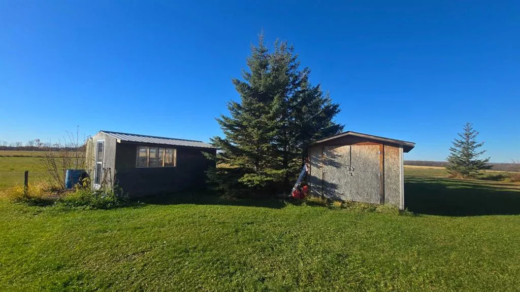 672062 Hwy 855