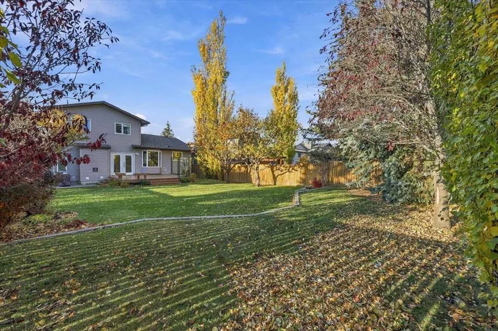 144 Bernard Way NW