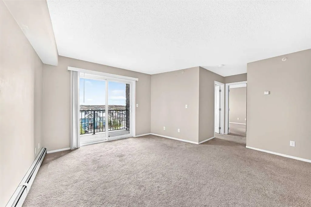 195 Kincora Glen Road NW #404