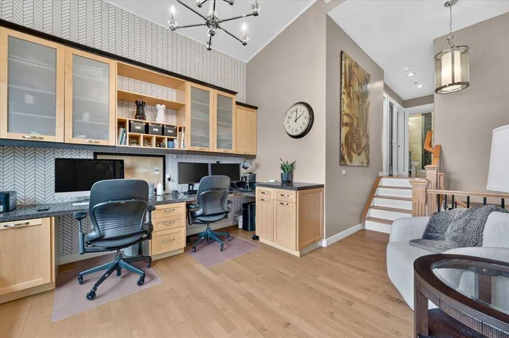 20 Hidden Valley Gardens NW
