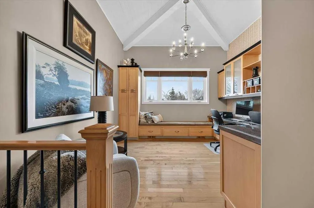 20 Hidden Valley Gardens NW