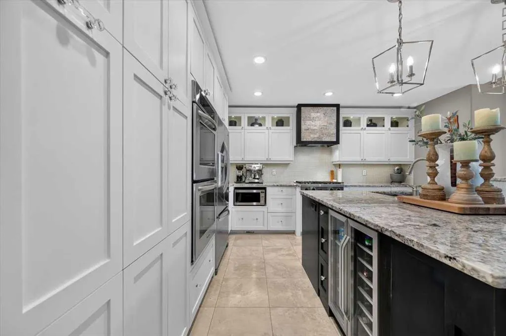 20 Hidden Valley Gardens NW