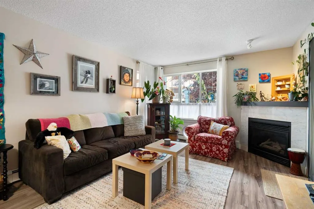 35 Richard Court SW #159
