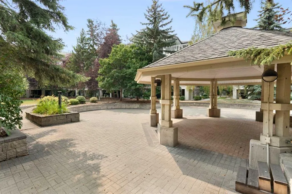 35 Richard Court SW #159