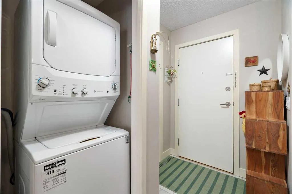 35 Richard Court SW #159