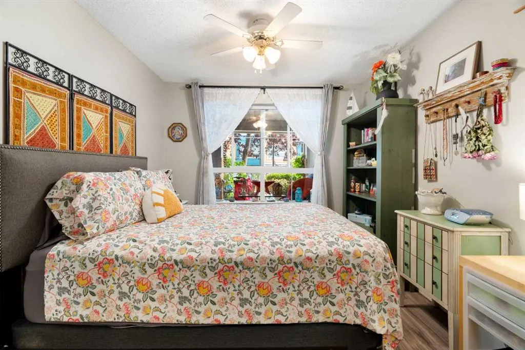 35 Richard Court SW #159