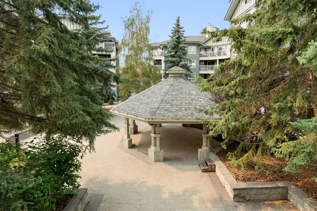 35 Richard Court SW #159