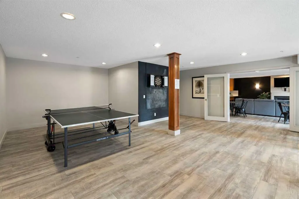 35 Richard Court SW #159