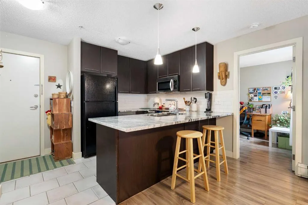 35 Richard Court SW #159
