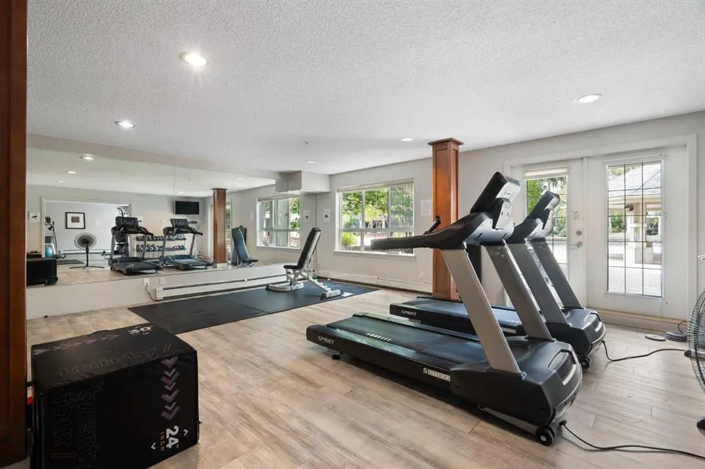 35 Richard Court SW #159