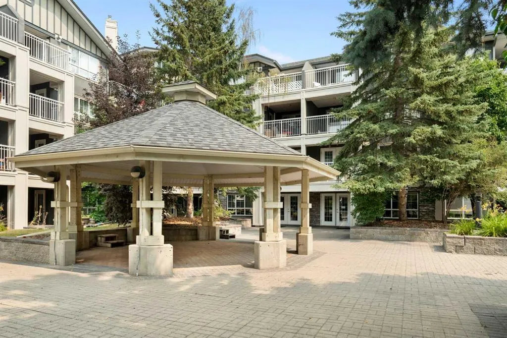 35 Richard Court SW #159
