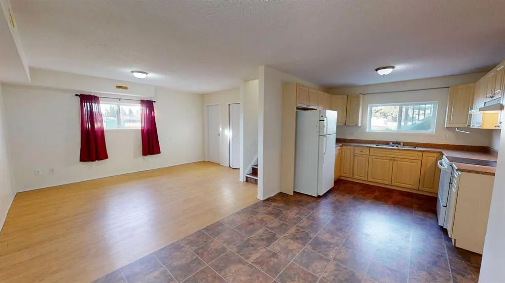 5731 Evergreen Drive #B