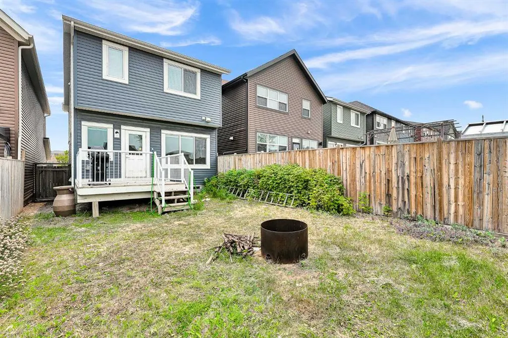 75 Evanscrest Way NW
