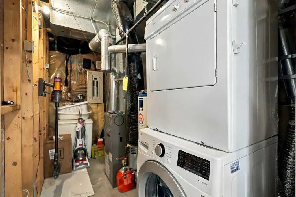 15 Inkster Close