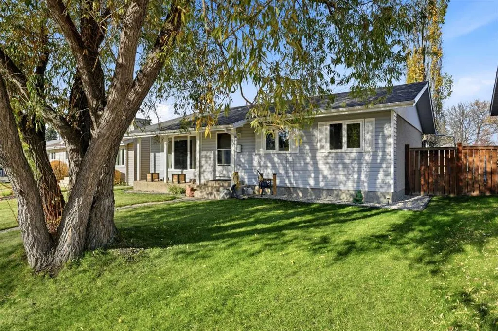 82 Baird Street