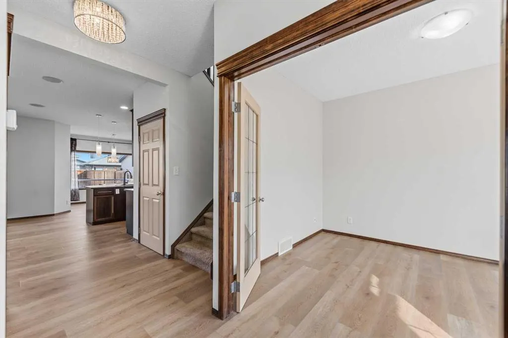 195 Elgin Rise SE