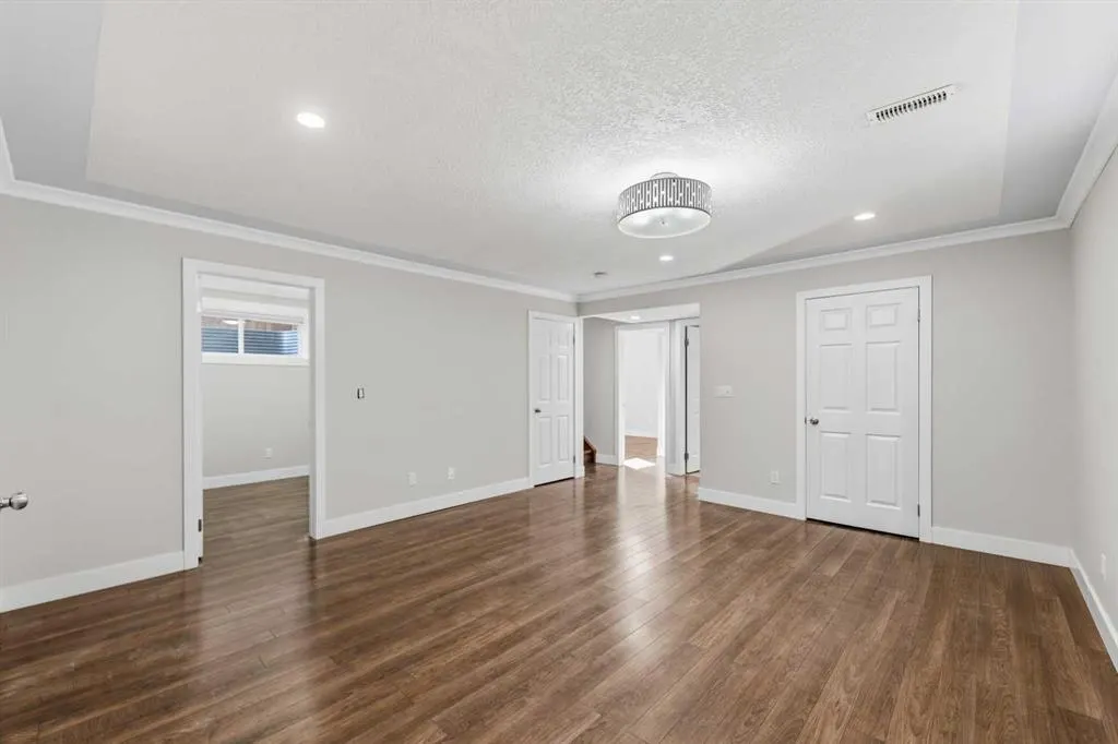 195 Elgin Rise SE