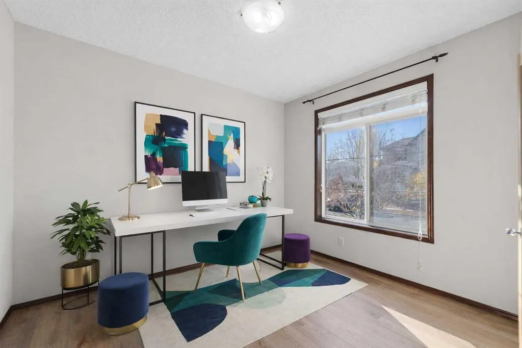 195 Elgin Rise SE
