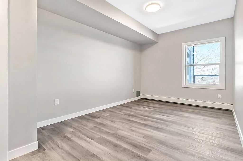 101 Willowridge Drive #406