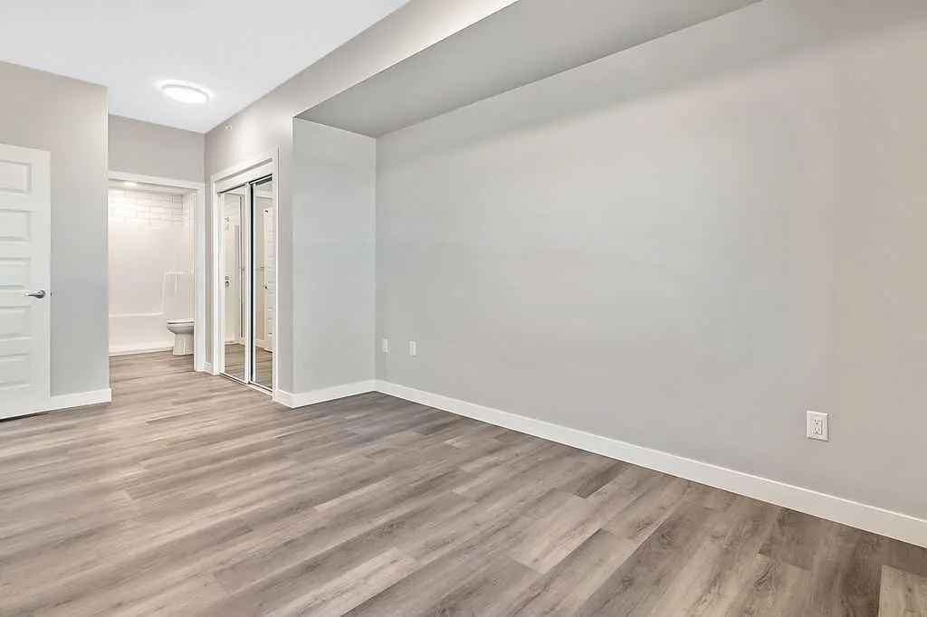 101 Willowridge Drive #406