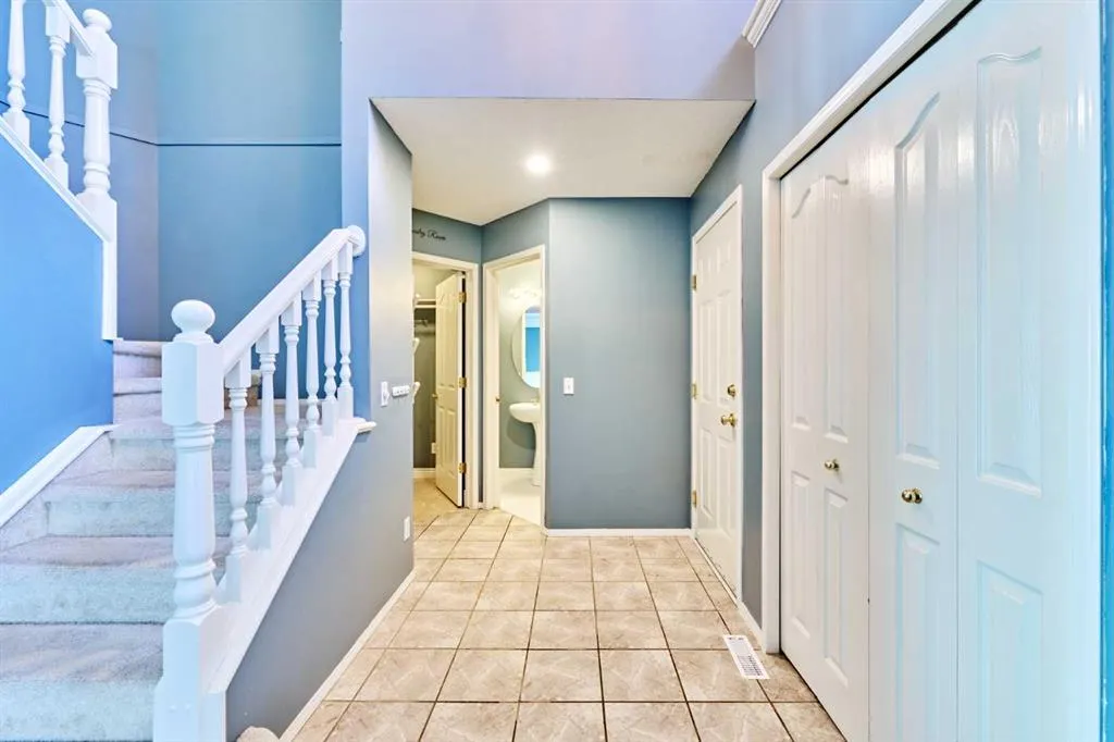 65 Somerglen Park SW
