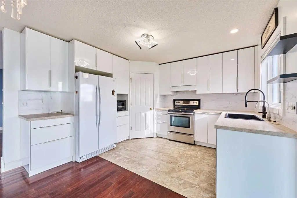 65 Somerglen Park SW