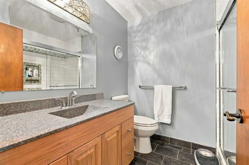 88 Deermeade Road SE