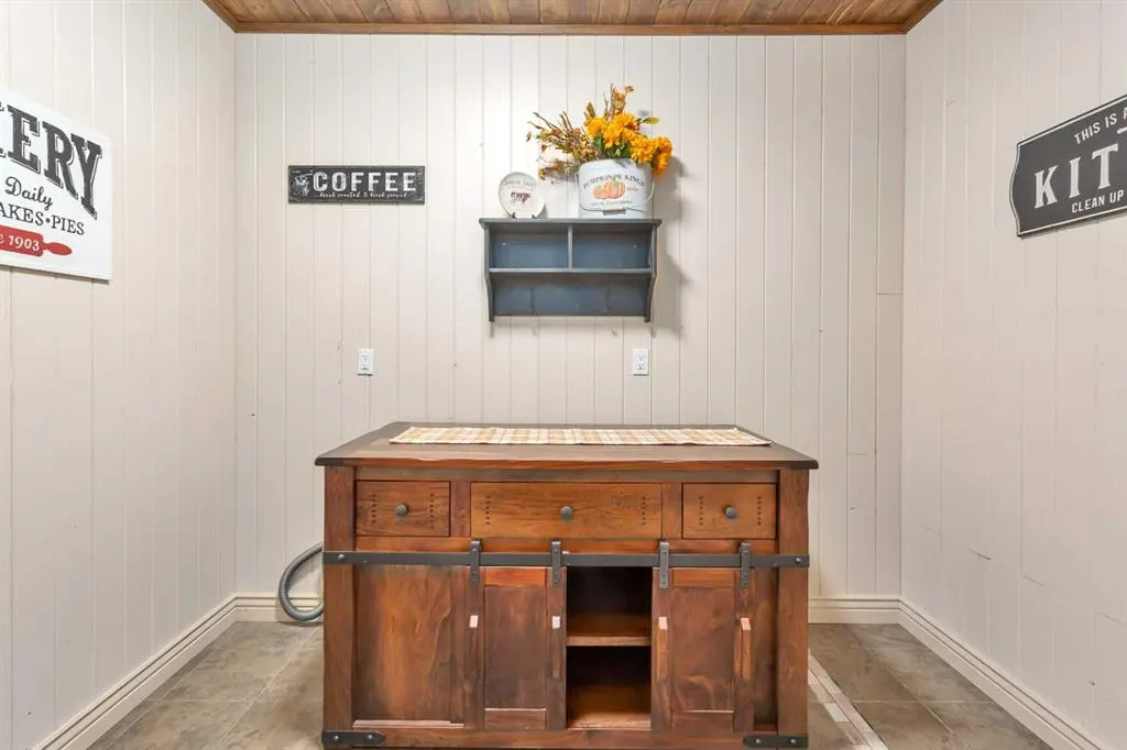 4147 Highway 587 #20