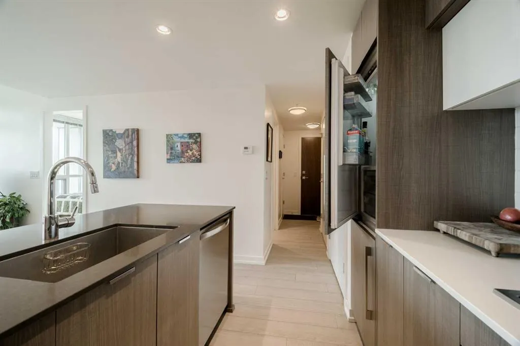 128 2 Street SW #1405