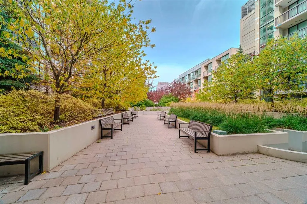 128 2 Street SW #1405