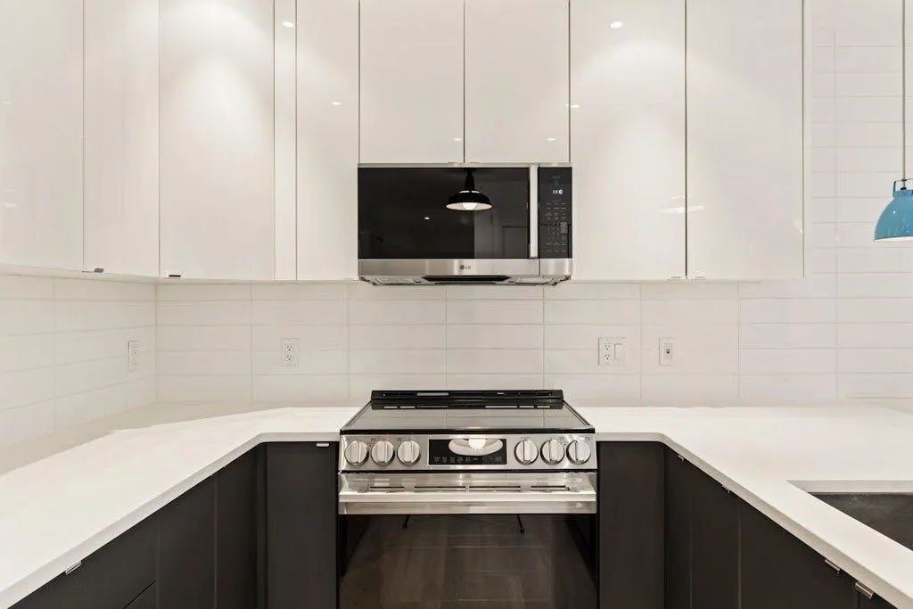 788 12 Avenue SW #203