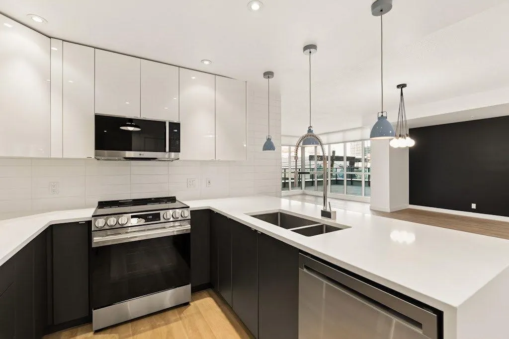 788 12 Avenue SW #203